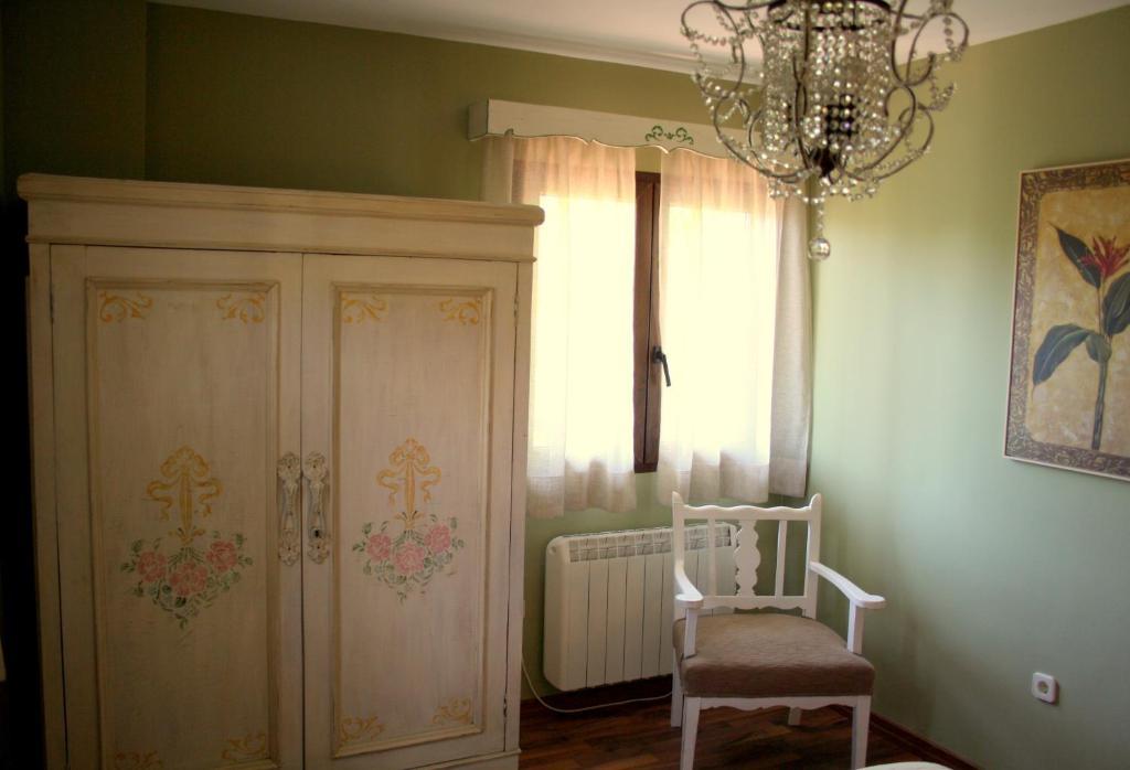 El Horreo Apartment Miraflores de la Sierra Room photo